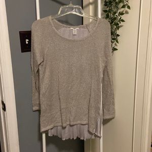 Oversized Gray knit sweater with accent back by BAR III